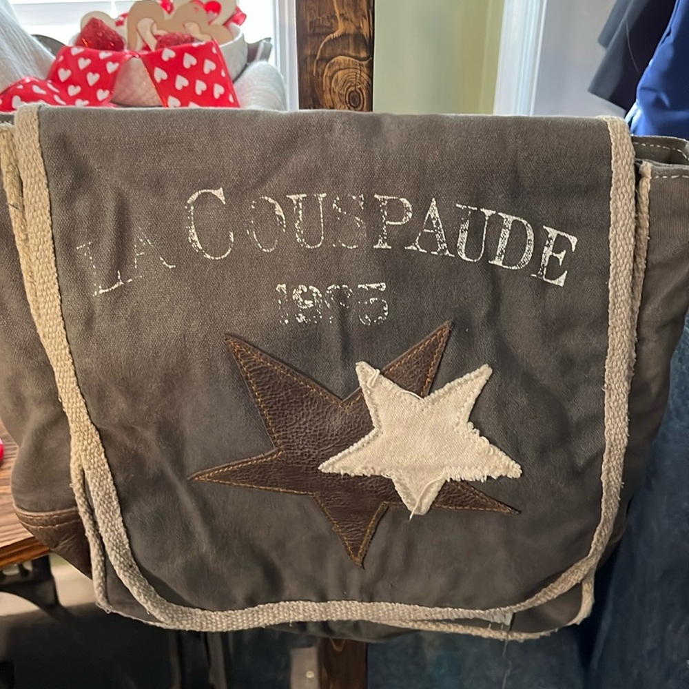 Messenger bag
